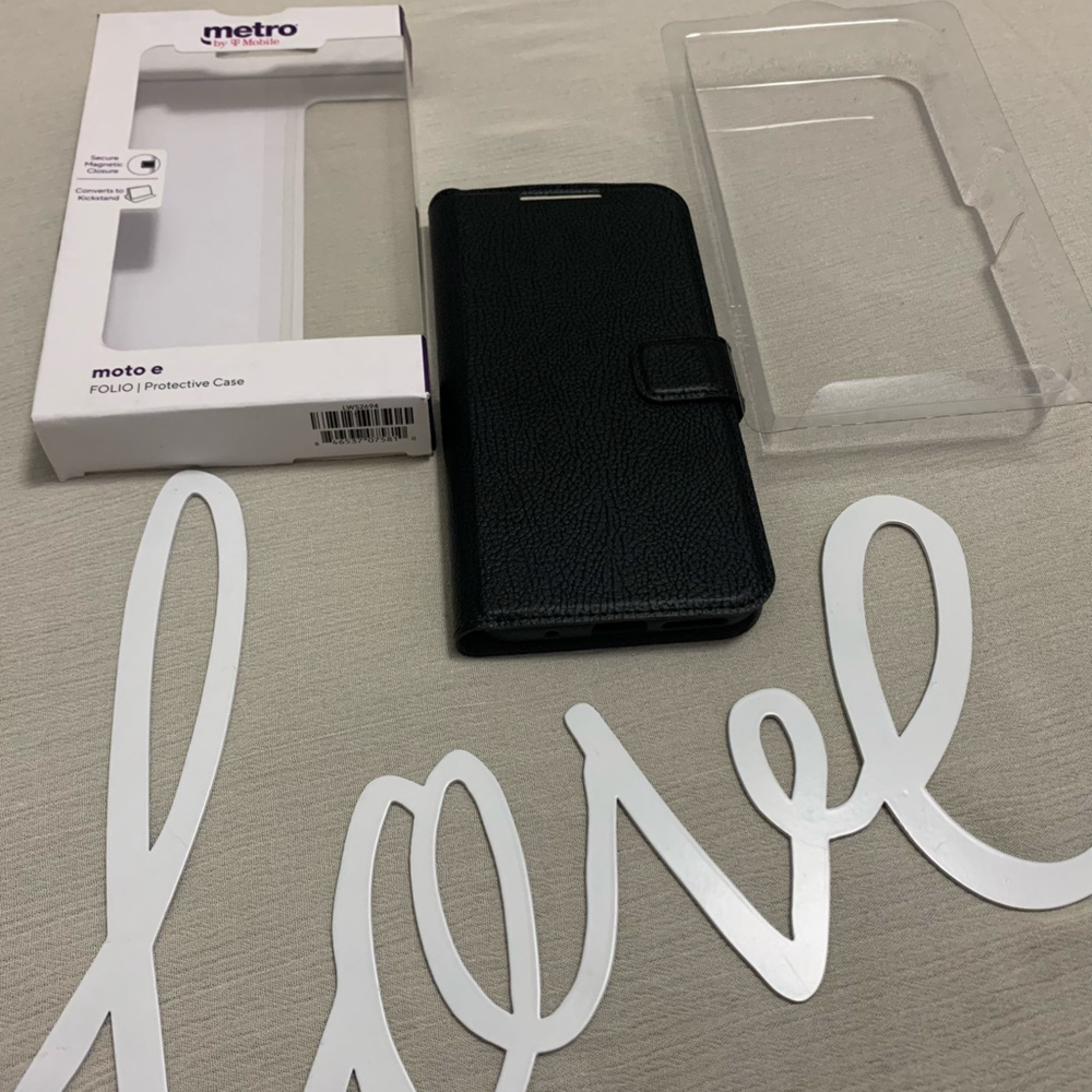 Moto E FOLIO | Protective Case Metro by T-Mobile